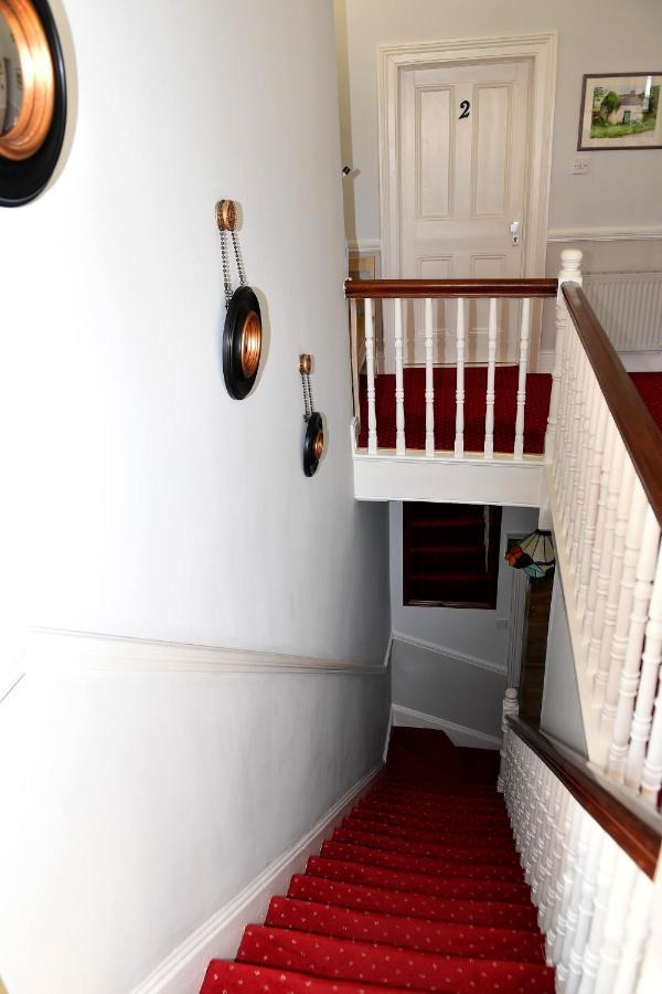 Railway House Guest House 穆林加尔 外观 照片